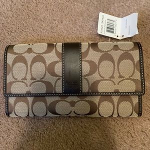 New Coach Wallet